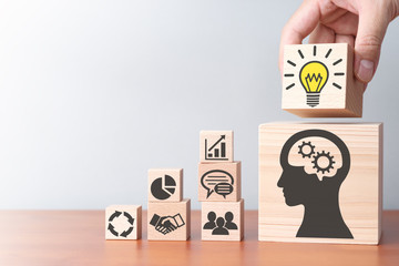 3个科学家的资料(随便3个)